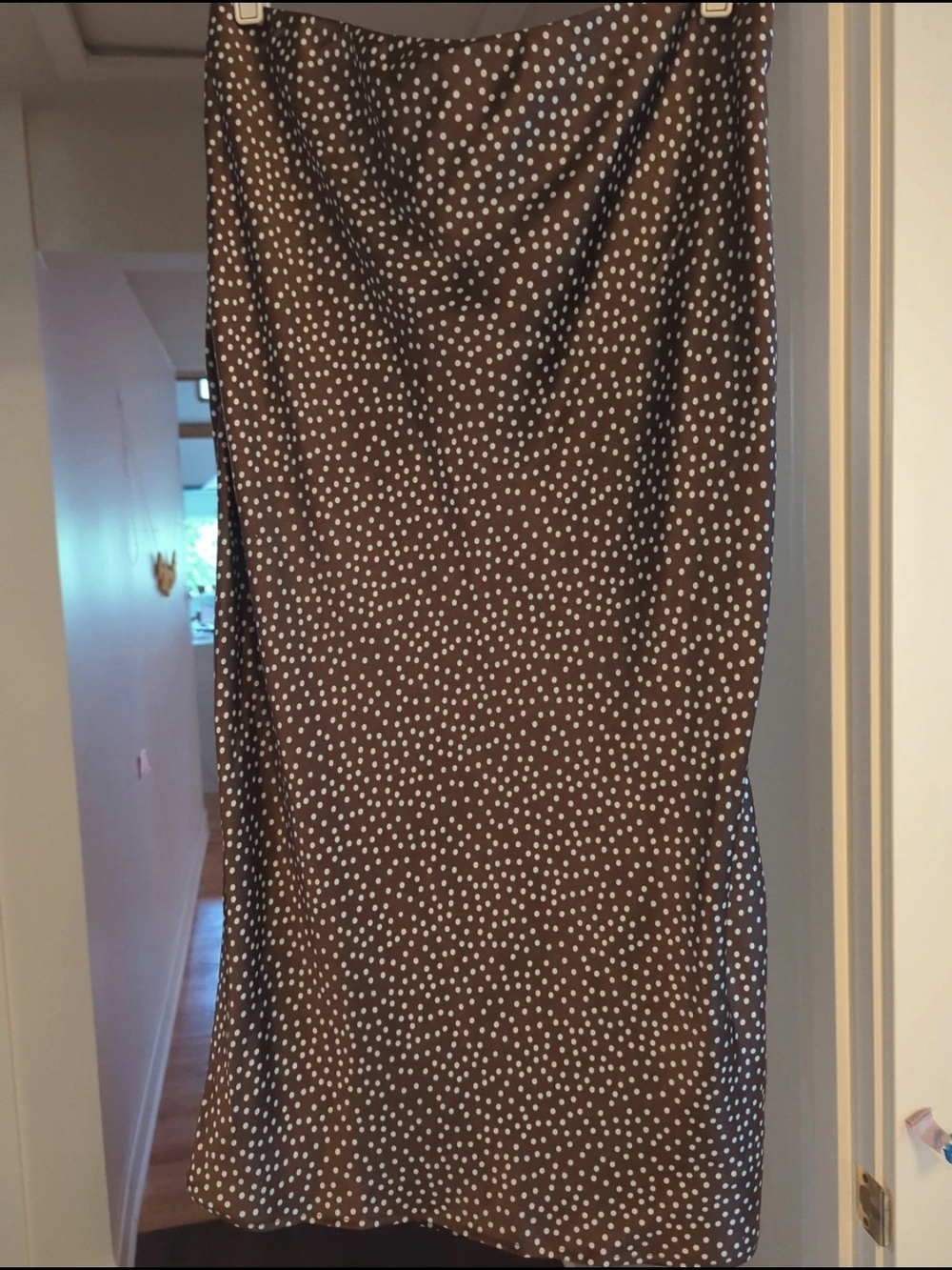 AWomen's Brown and Cream Polka Dot Midi Slip Skirt